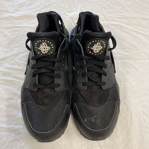Triple Black Nike Air Huarache